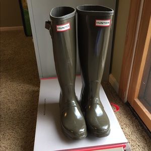 Hunter rain boots